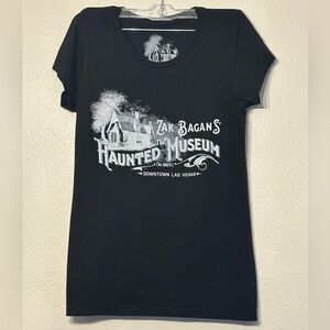 Zak Bagans' The Haunted Museum Haunted House T-Shirt Size Medium Women’s